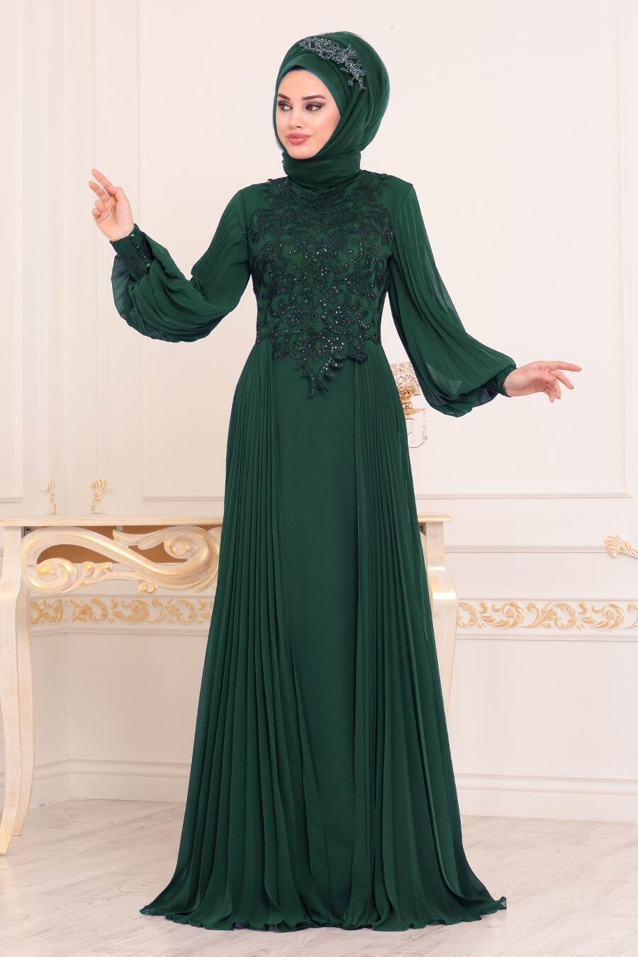 green hijab outfit